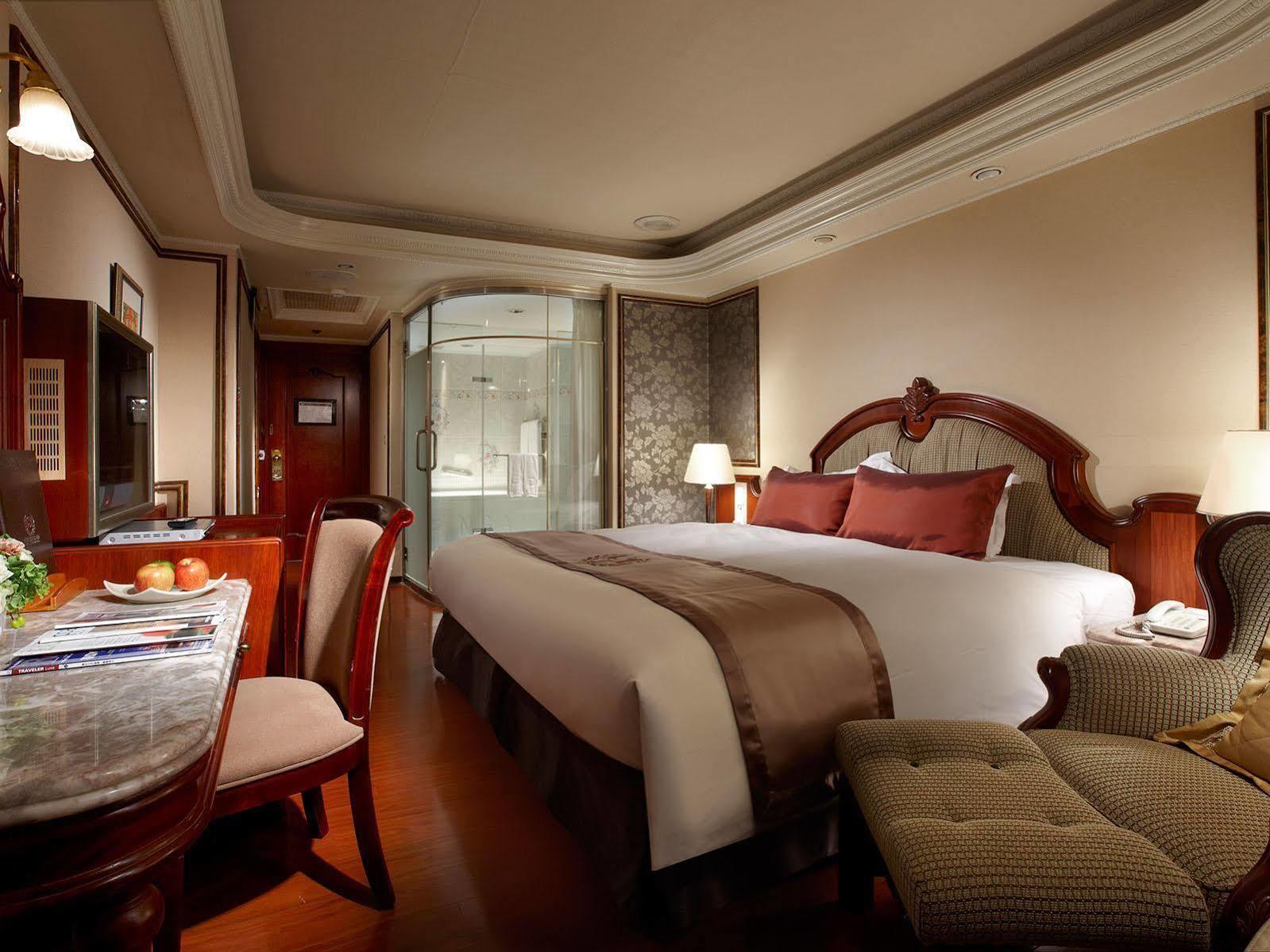 Happiness Hotel Taipeh Exterior foto