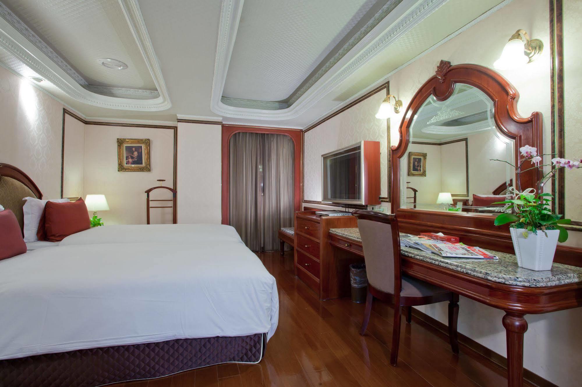 Happiness Hotel Taipeh Exterior foto